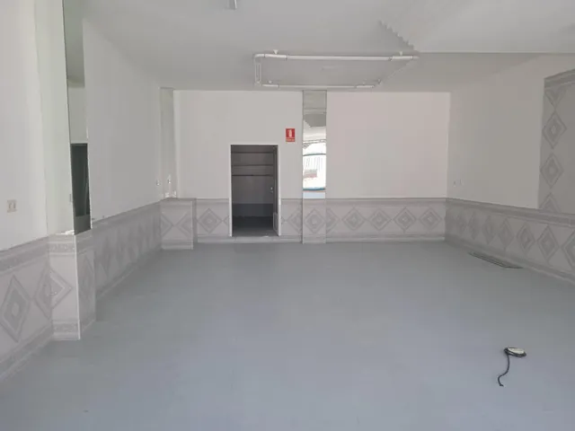 LOCAL COMERCIAL EN AGUIÑO — 3