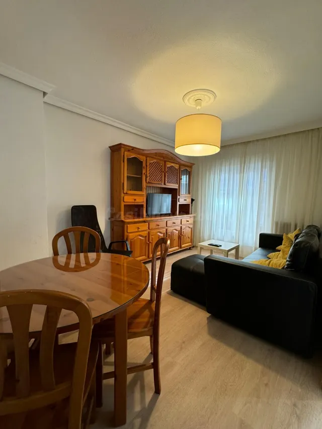 ¡PISO ESPECTACULAR EN EMPERATIZ EUGENIA 4 DORMITORIOS! - foto 2