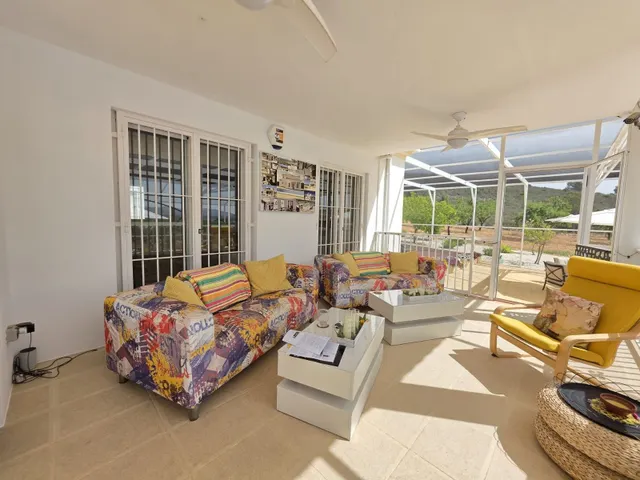 Villa 3 habitaciones 263m² en venta - Comunidad valenciana — 48