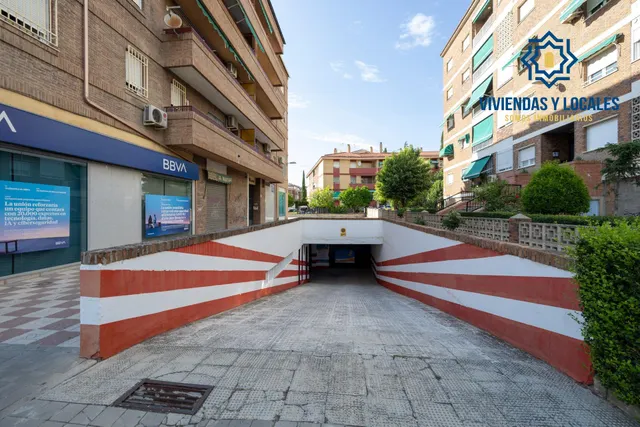 Plaza de garaje y trastero junto al Hospital de Traumatología — 4