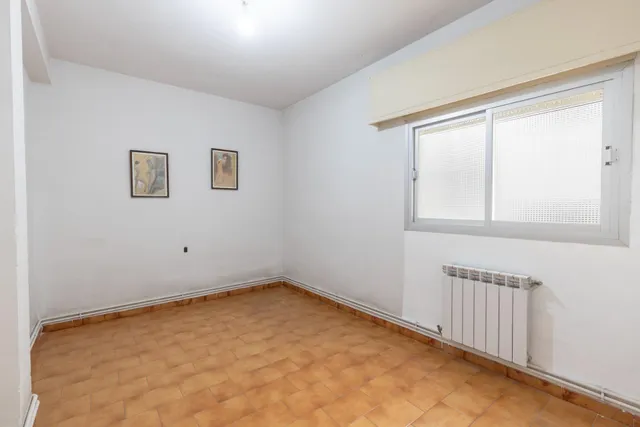 Amplio piso en Pedro Antonio de Alarcón — 29
