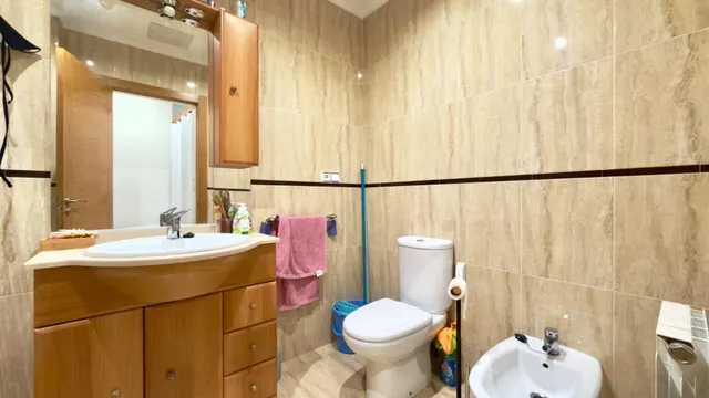 Piso de 3 habitaciones con Garaje y Trastero - ¡Oportunidad en Zona cerca del Centro! — 6