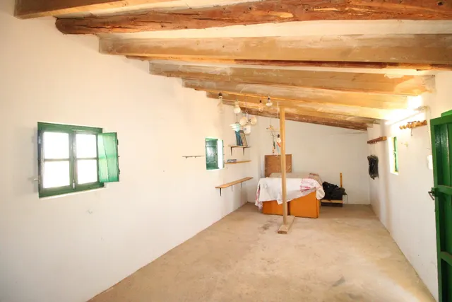 Casa con encanto, amplios espacios y muchas posibilidades en Albujón — 26
