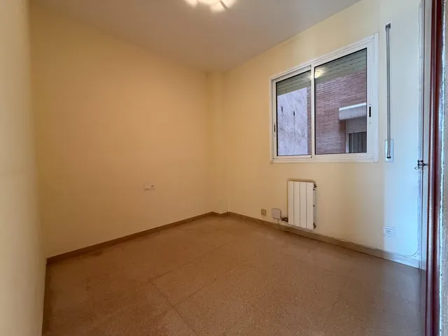 ¡Piso luminoso y tranquilo junto a La Sagrera! — 9