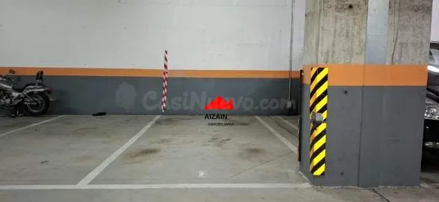 Amplia parcela para coche grande en Ibaiondo!