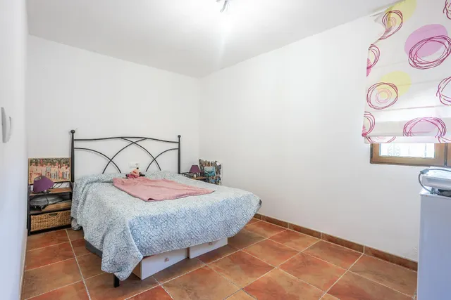 Casa con parcela en perfecto estado — 34