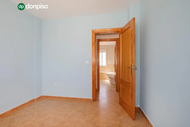 ¡Casa pareada con patio privado en Cijuela! Granada — 11