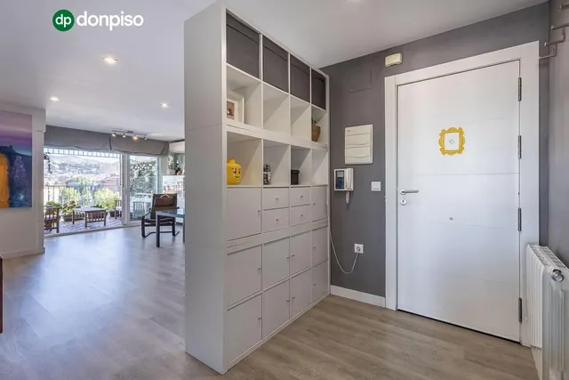 PISO REFORMADO CON VISTAS PANORÁMICAS A UN PASO DEL CENTRO DE GRANADA — 30