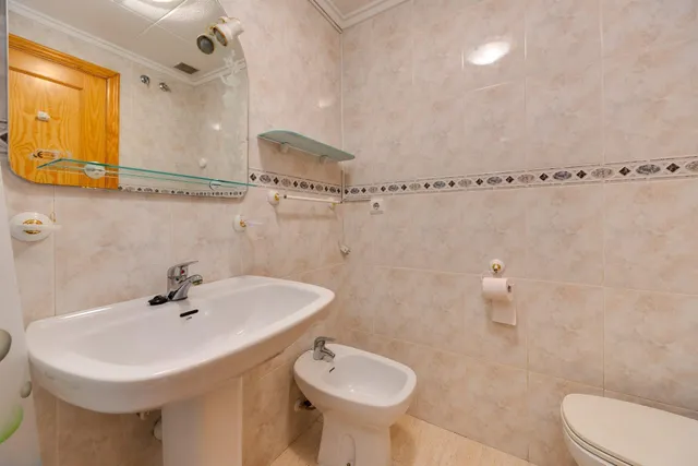 Apartamento 50m² en venta - Estacion de autobuses — 9
