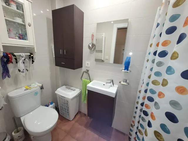 Impresionante Chalet con Amplio Terreno y Piscina en las Afueras de Zaragoza — 32