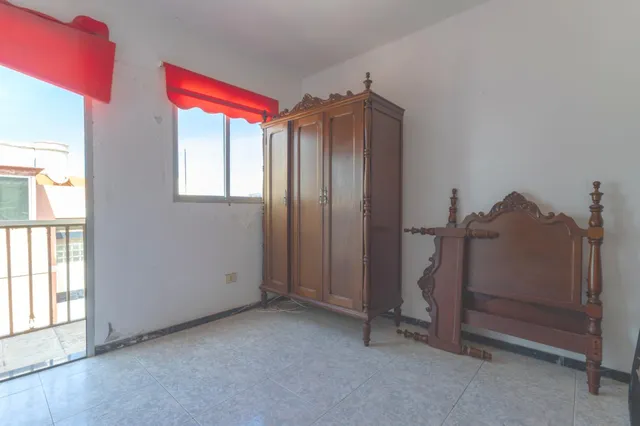 Edificio con balcones y terrazas en venta en Schamann — 32