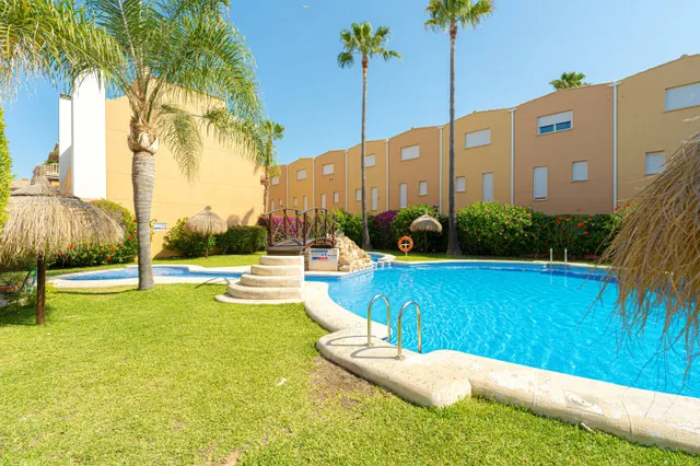 Amplio apartamento en excelente ubicación en venta en Jávea — 3