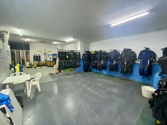 Local comercial 1505m² en venta - Centro - foto 4