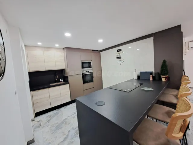 VIVIENDA COMPLETAMENTE REFORMADA Y PERFECTAMENTE EQUIPADA — 3