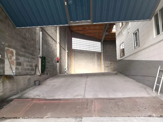 Nave industrial en Meicende - foto 4