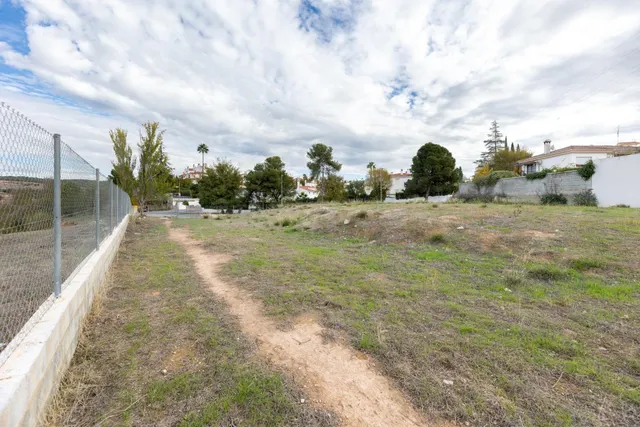 Terreno en Peligros: 2,773 m2 de Oportunidad y Potencial — 26