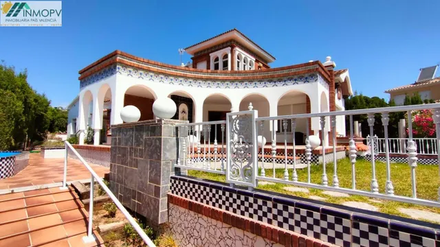CHALET DE 280 M2 CON 1.600 M2 DE PARCELA, PISCINA Y 3 SUITES EN LA CLOSA – VINARÒS — 8