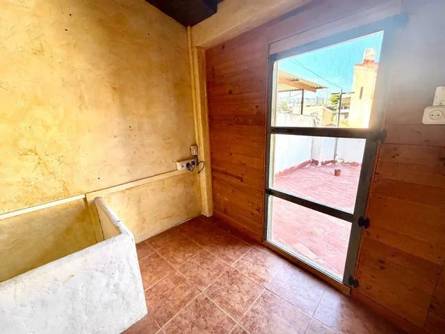 CASA INDEPENDIENTE DE  3 PLANTAS EN ABANILLA — 11