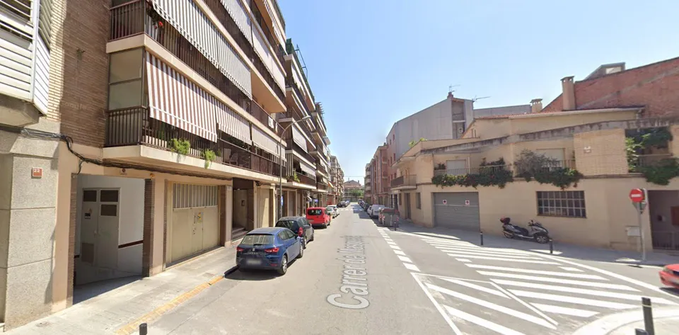 PLAZA PARQUING EN ALQUILER CALLE MASQUEFA