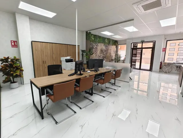 Local comercial 120m² en venta - Pueblo 8 — 2