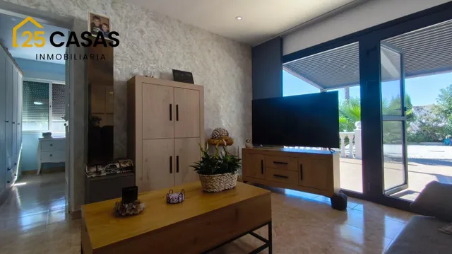Chalet en Dolores con piscina climatizada, casa de invitados, paneles solares y mucho más — 38