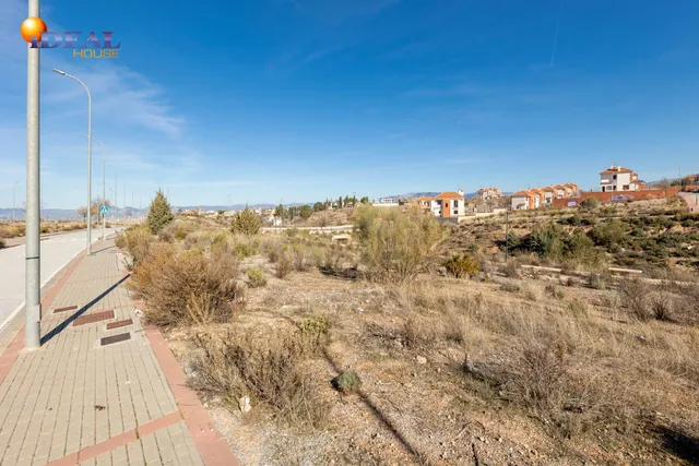 Venta de parcela urbana en Otura (Zona Santa Clara Golf) — 14