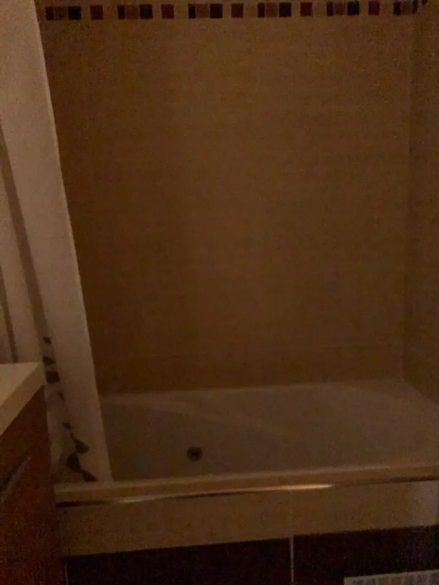 Amplio Piso en el Centro de Ponferrada - Ideal para Familias — 15