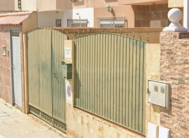 Venta casa en Umbrete (Sevilla) - foto 3