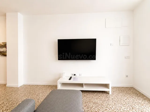 PISO EN ALQUILER EN EL CABANYAL - foto 2