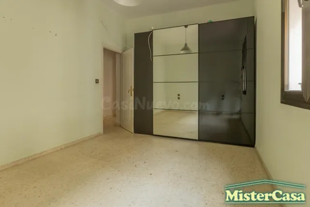 Piso Amplio en Pleno Barrio de Santiago 3 dormitorios y 2 ba - foto 5