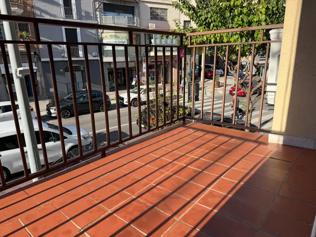 Exclusiu Dúplex al Centre de Vallirana amb Solàrium, Balcó i Celler Subterrani. — 12