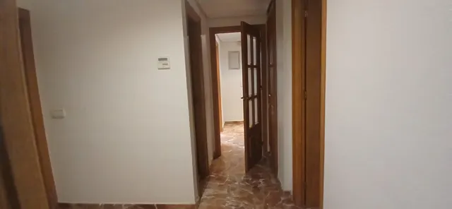 Amplia y luminosa vivienda, para familia o estudiantes — 7