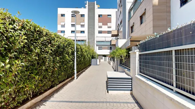 ¡¡ espectacular ático dúplex con tres terrazas, piscina, garaje y trastero!! — 36