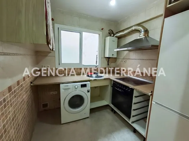 Amplio y luminoso piso en Burjassot, junto al metro — 8