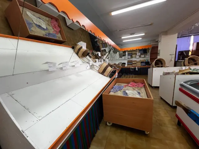 Local comercial 150m² en venta - Playa tavernes - foto 5