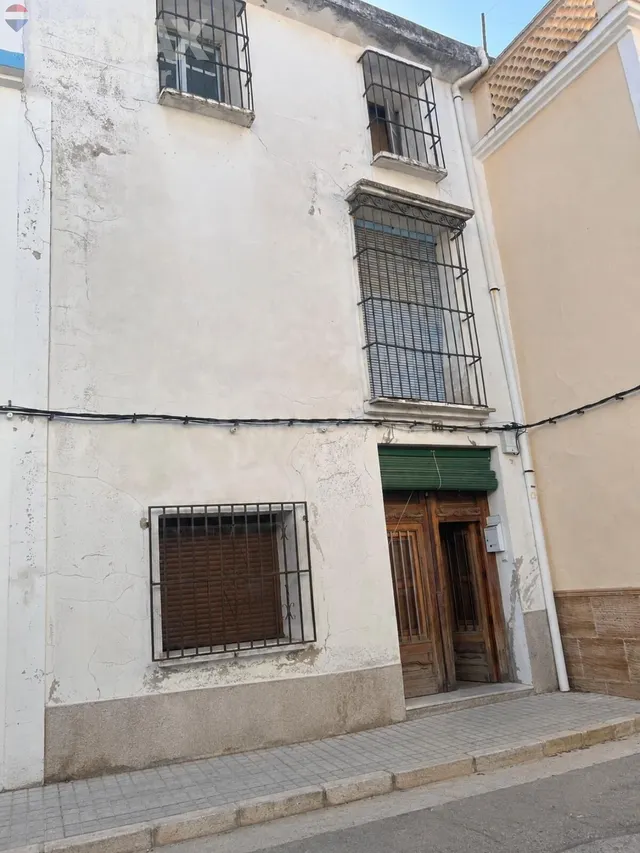 Casa con encanto para reformar en la Vall de Laguar - foto 2