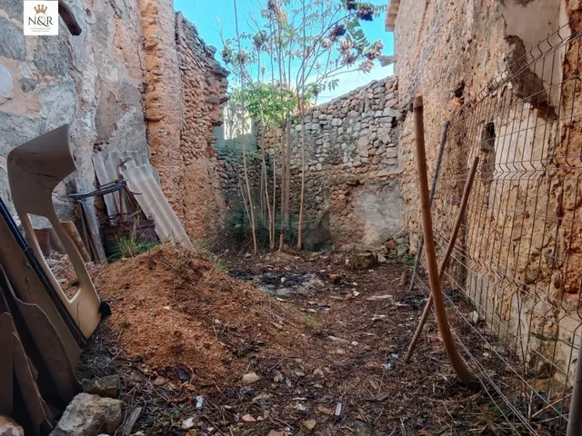 CASA A REFORMAR CON JARDÍN - foto 5