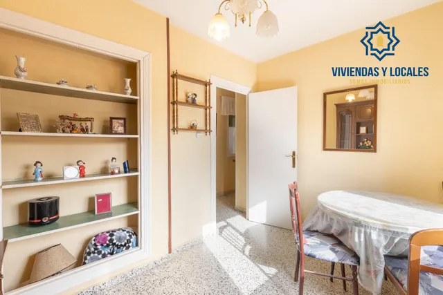 Piso 3 habitaciones en Calle Santa Margarita, junto Cmno. Bajo de Huétor — 16