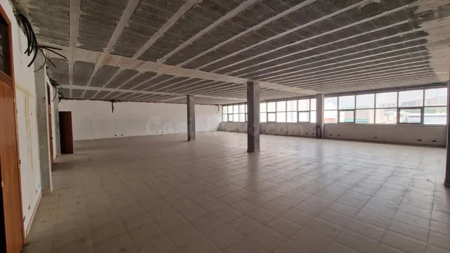 Venta Edificio de oficinas en Pocomaco, A Coruña, con 1.015  - foto 5