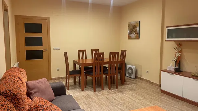 Adosado en venta en Casas de Ves, Albacete. — 28