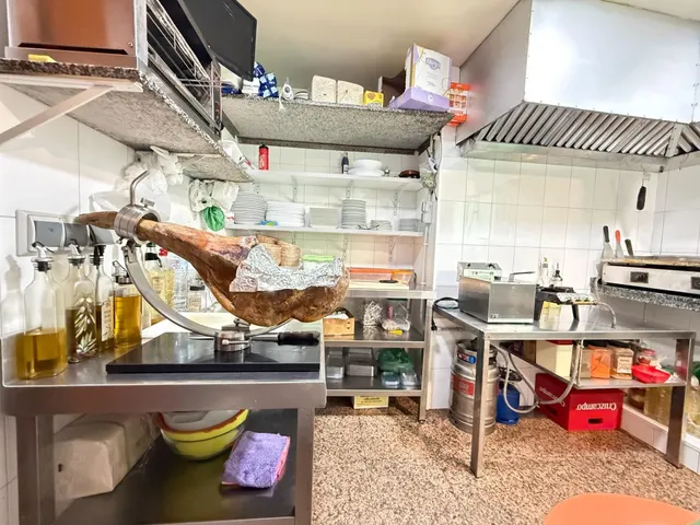 Edificio + negocio de hostelería en funcionamiento con alta rentabilidad en Montoro — 17