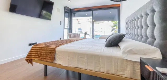 Casa 3 habitaciones 160m² en venta - Estacion de autobuses — 18