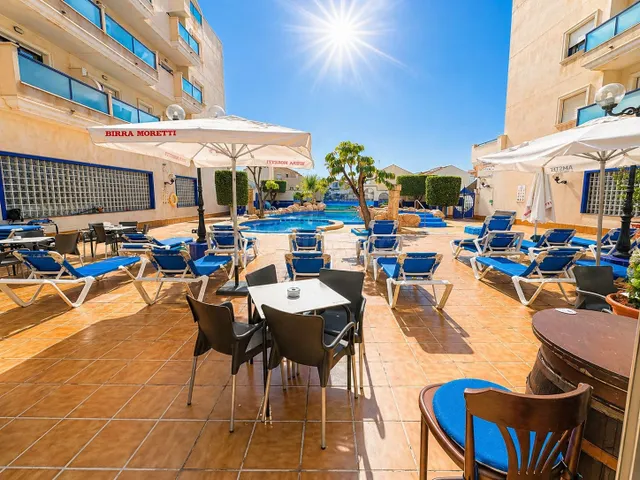 APARTAMENTO EN ORIHUELA COSTA ( CABO ROIG ) - foto 5