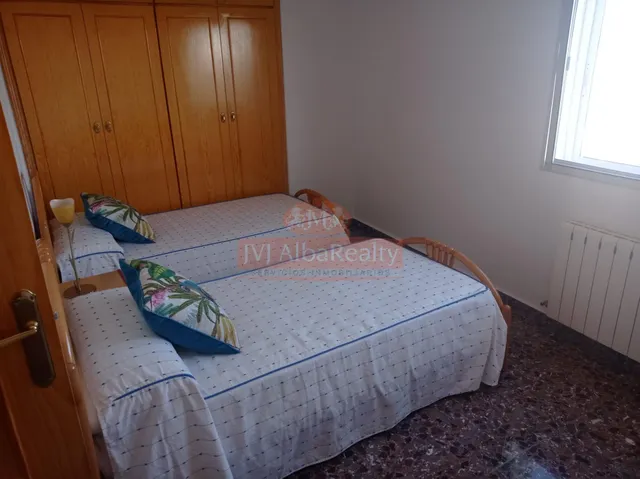 SE VENDE PISO Y LOCAL EN SAN PEDRO(PUEBLO) EN BUEN ESTADO, CON 5 DORMITORIOS. — 13