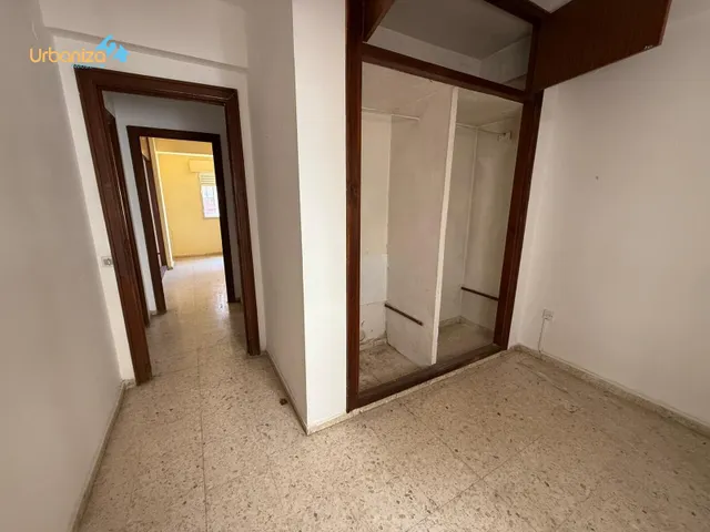 ¡¡OCASIÓN PISO PARA REFORMAR EN ZONA CENTRO!! — 25