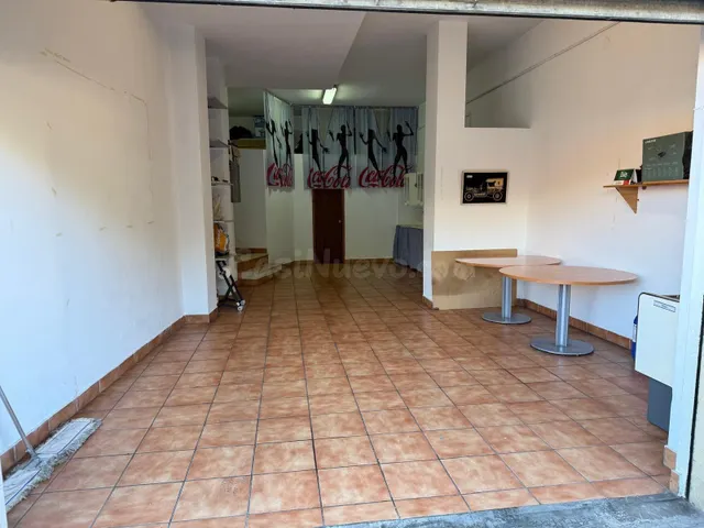 Local comercial en venta - Barrio del Pilar - foto 4