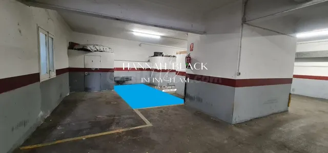 Plaza de parking + trastero independiente