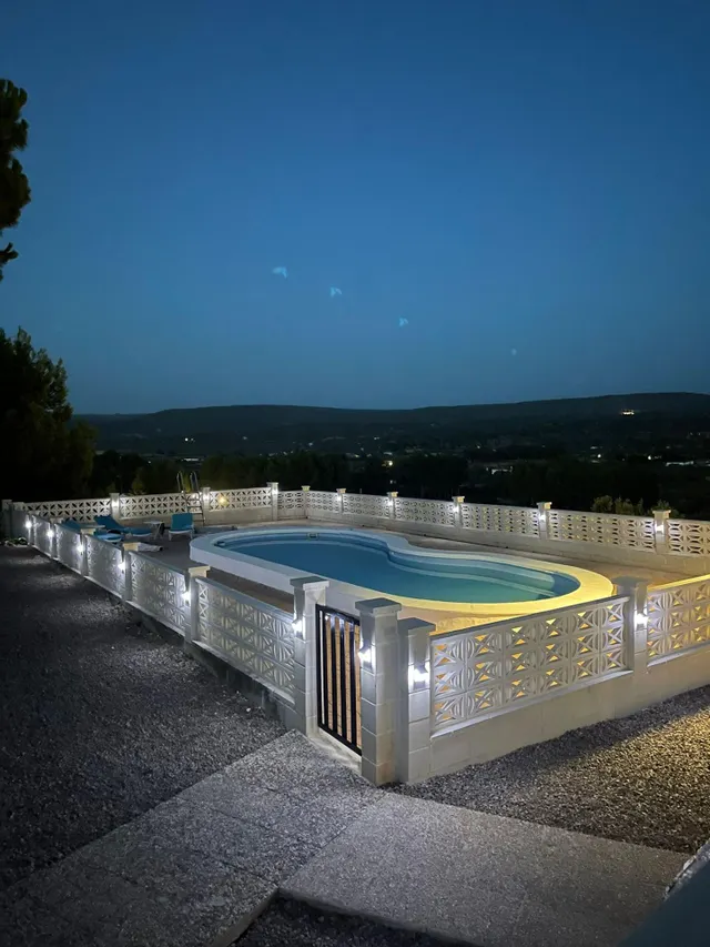 Hotel 9 habitaciones 694m² en venta - AYORA — 50