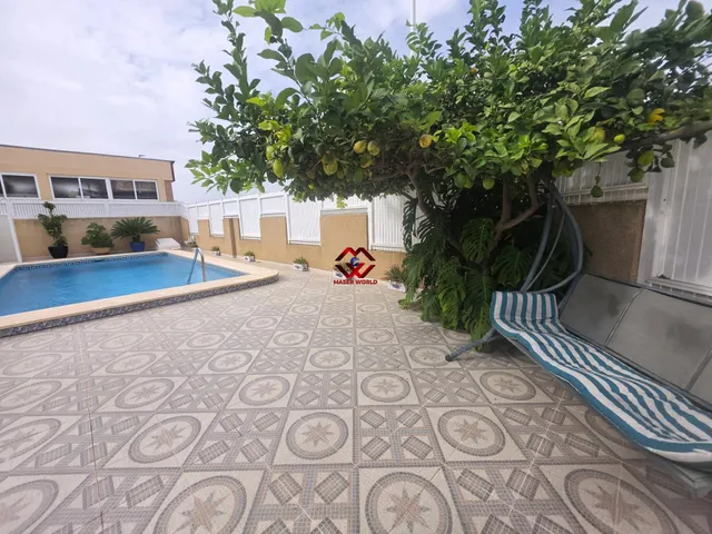 Villa en esquina con piscina privada, garaje a 800 m de la playa en Santiago de la Ribera — 7