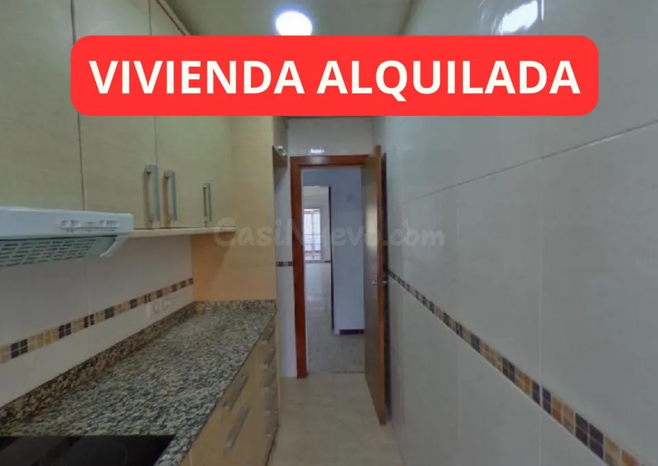 PISO DE 3 habitaciones GRAN-VIA /CREU ALTA